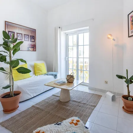 Apartman Above Coffee And Waves