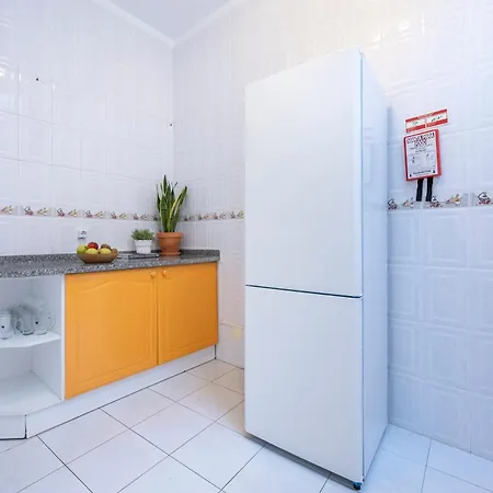 Above Coffee And Waves Daire